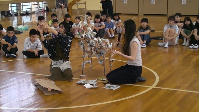 出来上がったイスの作品。