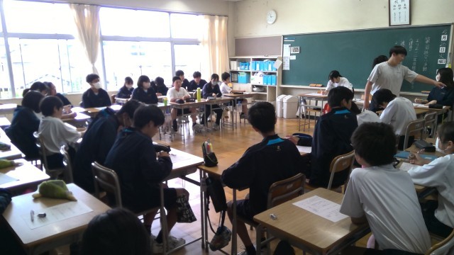 ２年４組