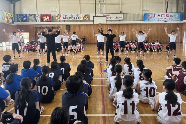 ３年生の応援(３)